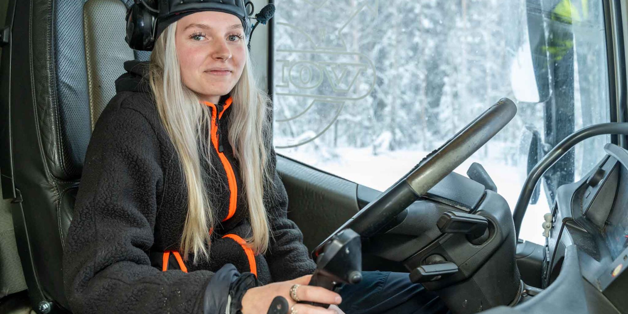 Adele Holmkvist, lastbilschaufför på Ottossons Åkeri i Strömsund